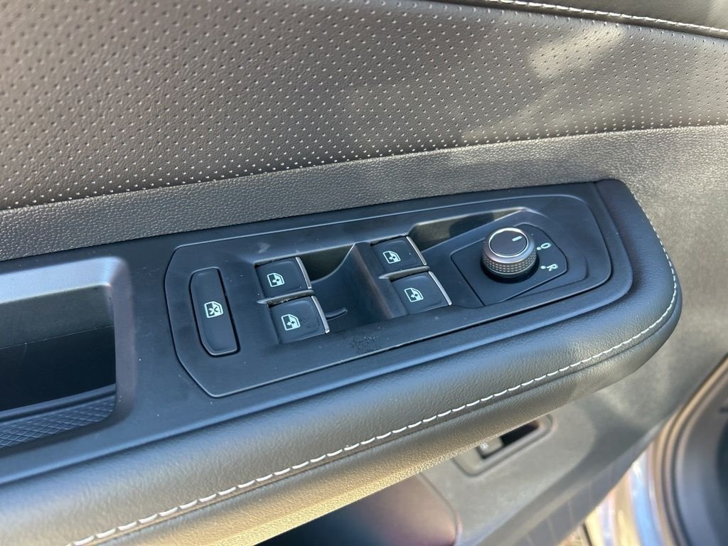 2026 Volkswagen Atlas SE w/Tech - Photo 13