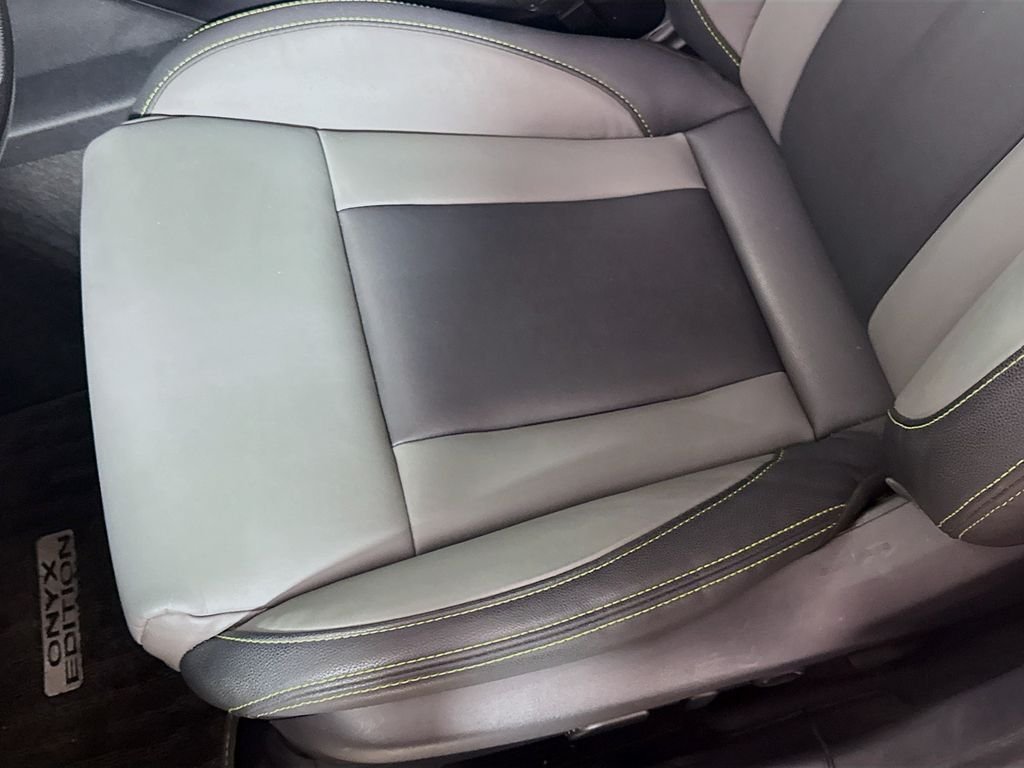 Used 2020 Abyss Blue Pearl Subaru Onyx Edition XT image 17