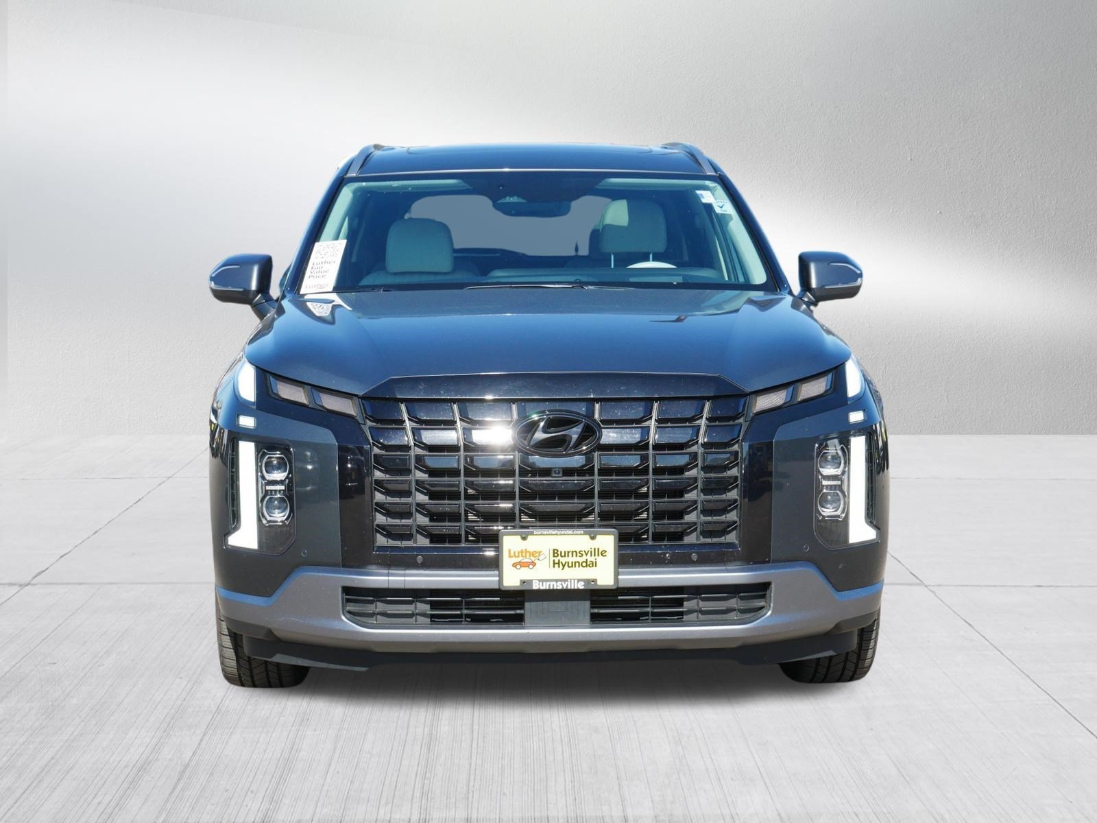 Certified Used 2023 Steel Graphite Hyundai Limited image 2