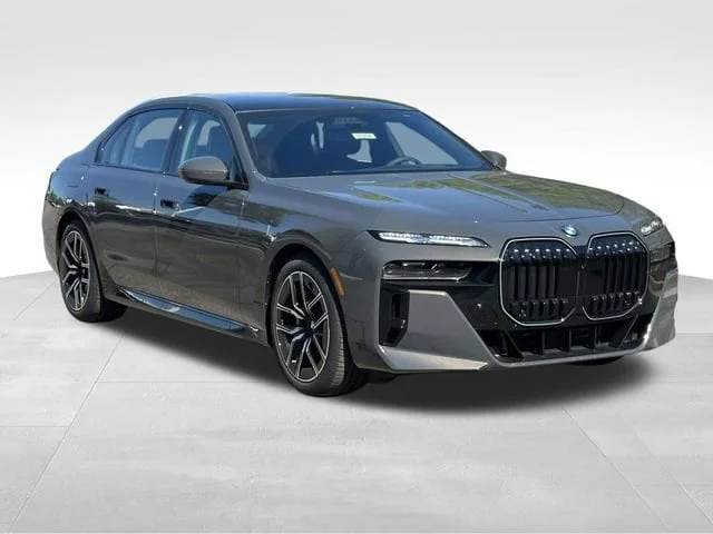 2026 BMW 7 Series 760i xDrive Sedan's photo