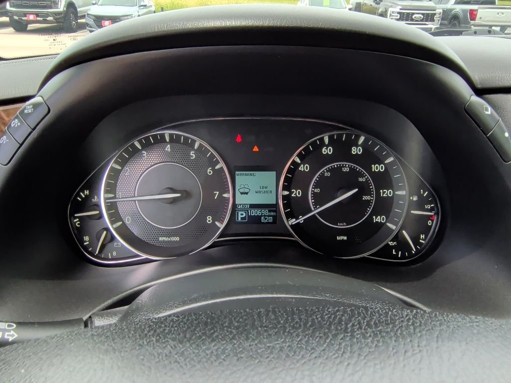 Used 2019 Super Black Nissan SL image 19
