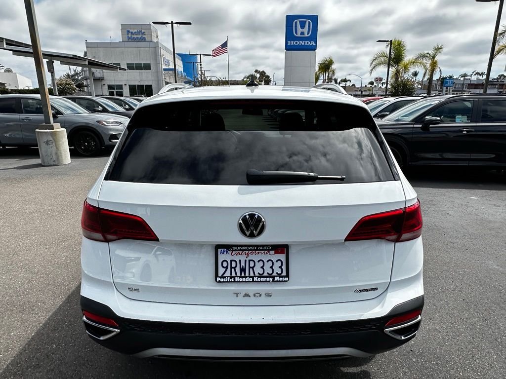 Used 2022 White Volkswagen 1.5T SE image 7