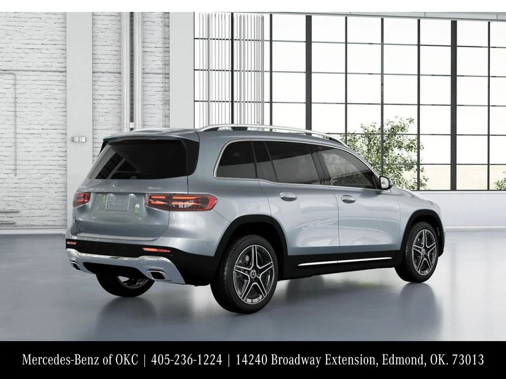Used 2026 Silver Mercedes-Benz GLB 250 image 21