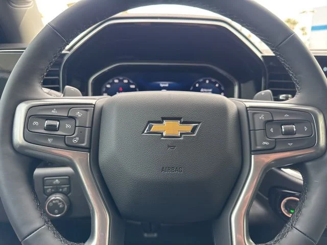 New 2026 White Chevrolet LT image 31