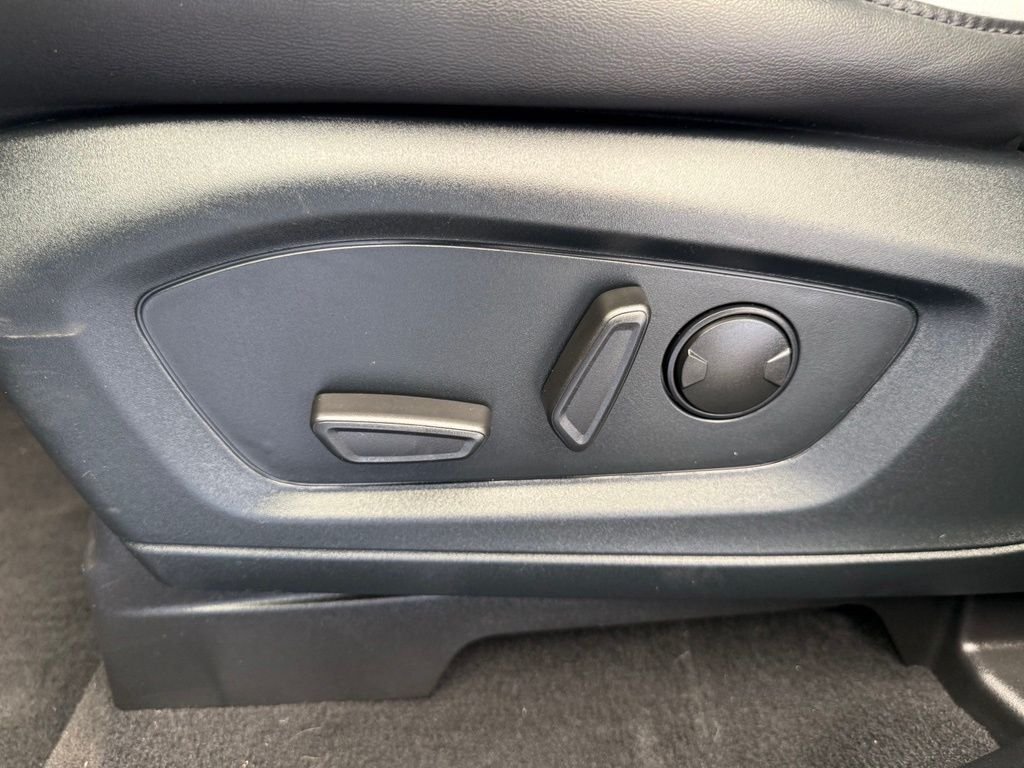 Used 2021 Blue Metallic Ford XLT image 32