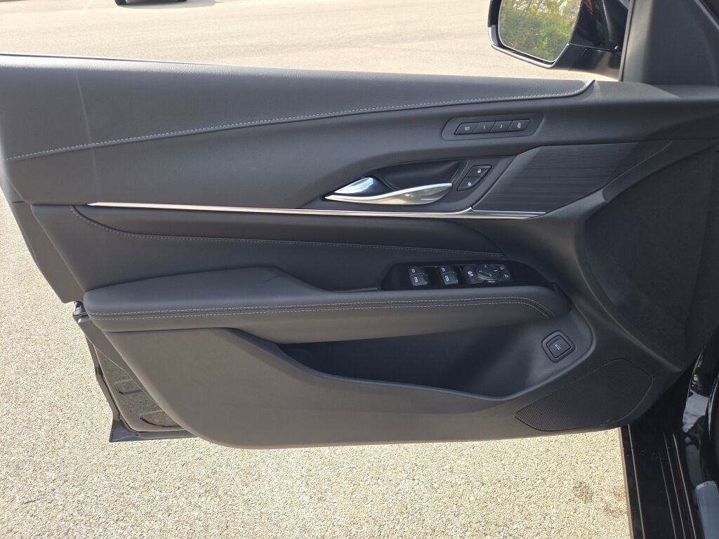 New 2026 Black Raven Cadillac Premium Luxury image 17