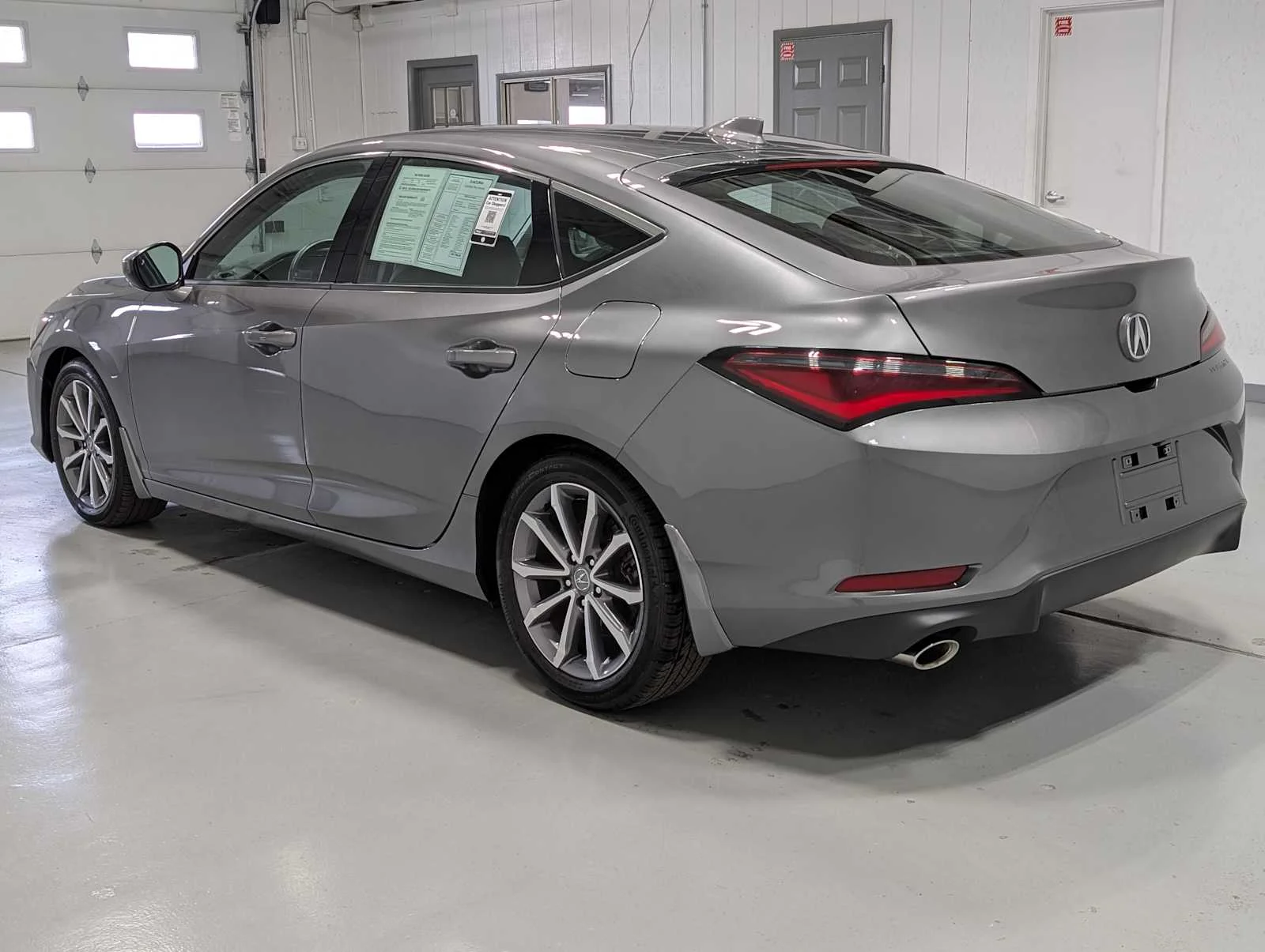 Used 2025 Liquid Carbon Metallic Acura  image 10