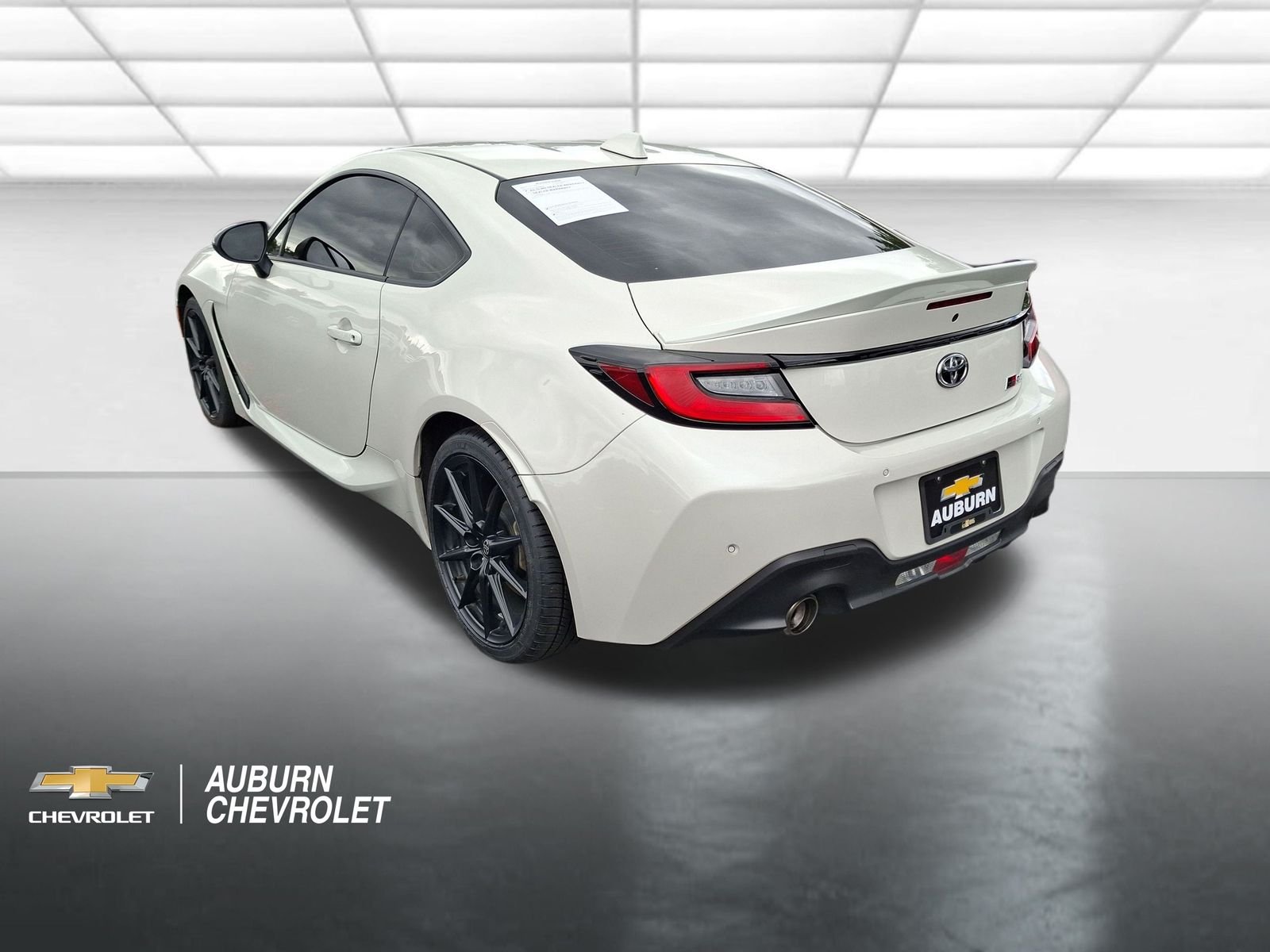 2024 Toyota GR86 Premium - Photo 5