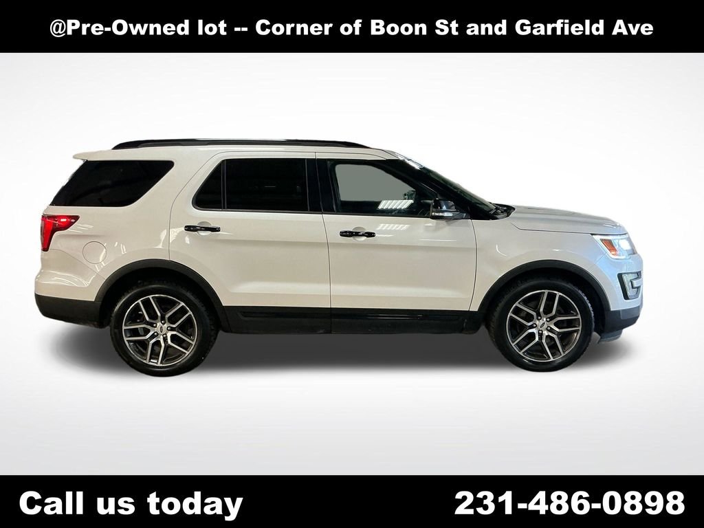 Used 2016 White Ford Sport image 6