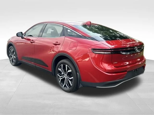 Used 2023 Red Toyota XLE image 4
