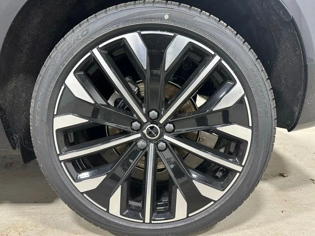 New 2026 Onyx Black Volvo Ultra image 22