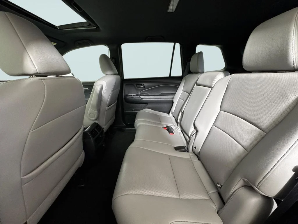 Used 2023 Gray Honda EX-L image 12