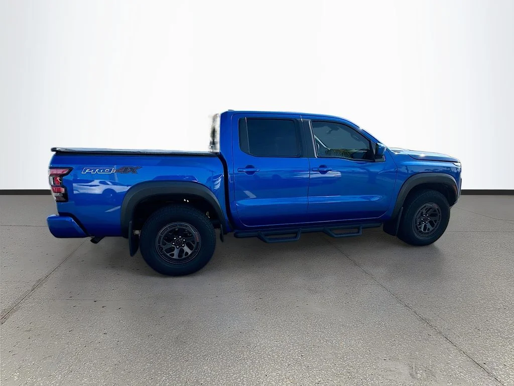 Used 2025 Blue Nissan PRO-4X image 8