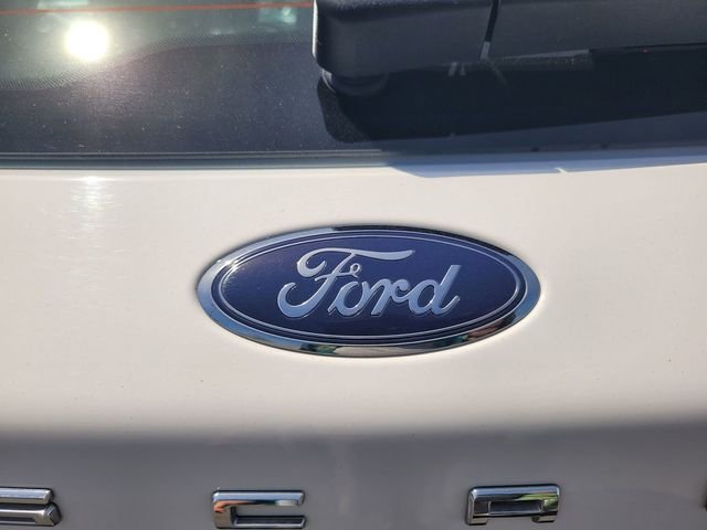 Used 2021 White Ford S image 10