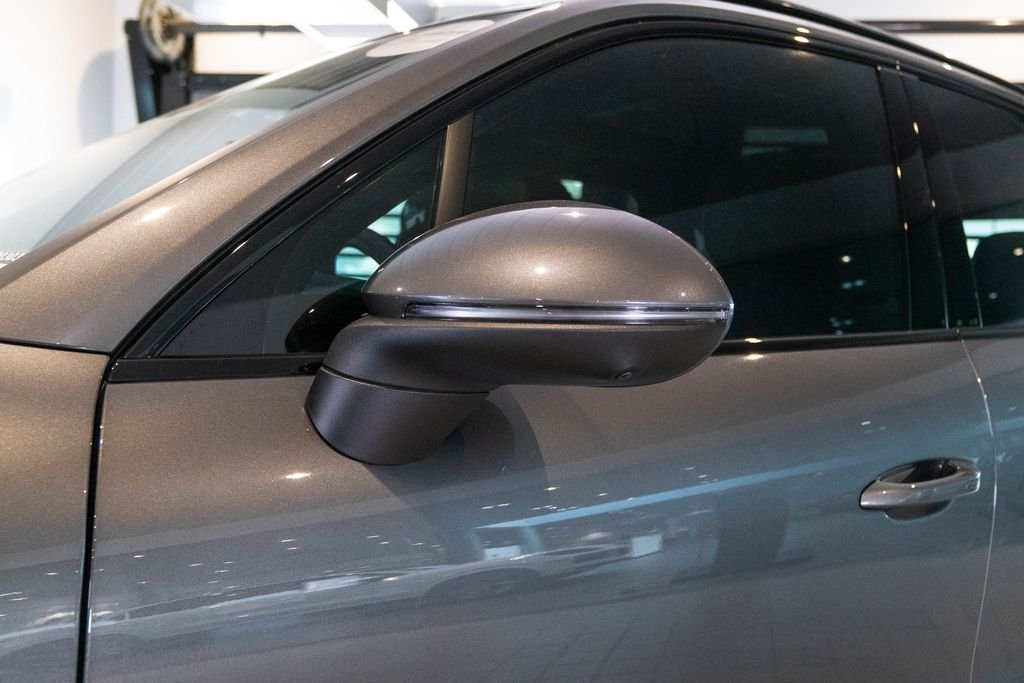 Used 2025 Grey Porsche Base image 13
