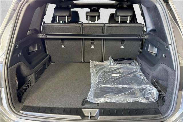 New 2026 Mountain Grey Metallic Mercedes-Benz GLB 250 image 54