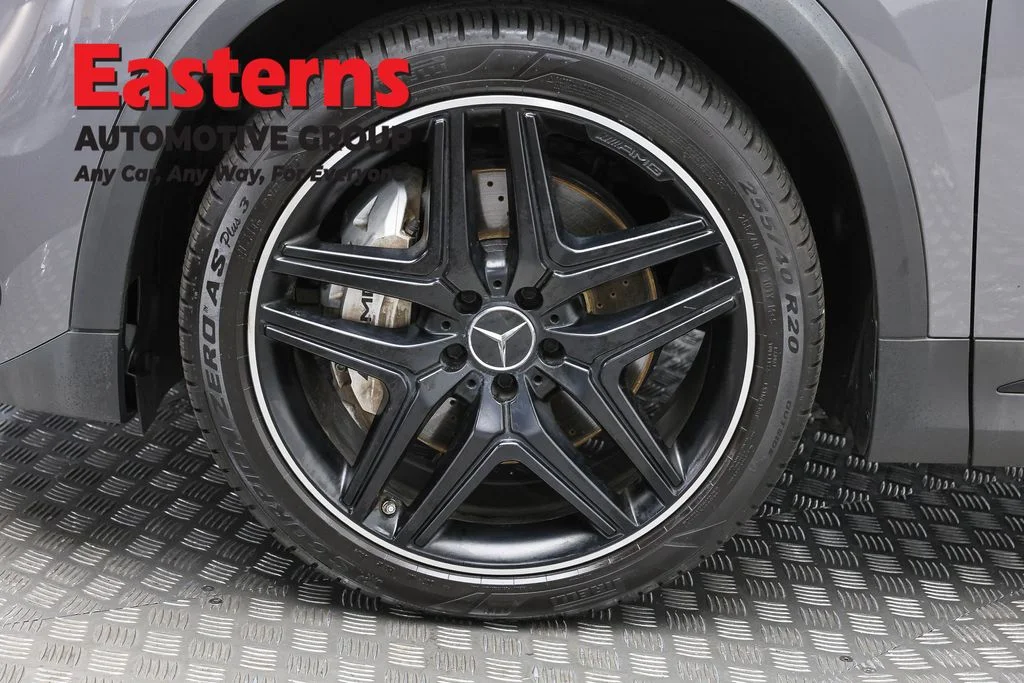 Used 2023 Gray Mercedes-Benz GLA 35 AMG® image 33