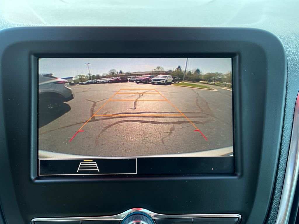 Used 2023 Gray Chevrolet LT image 24