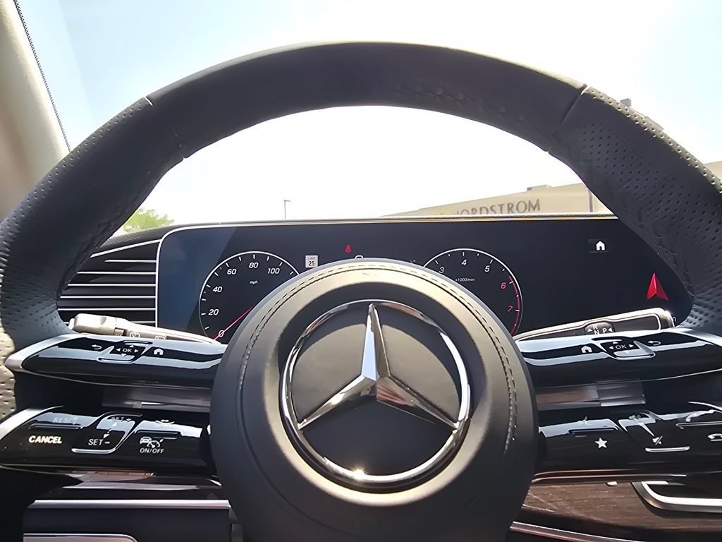 New 2026 Polar White Mercedes-Benz GLS 450 image 70