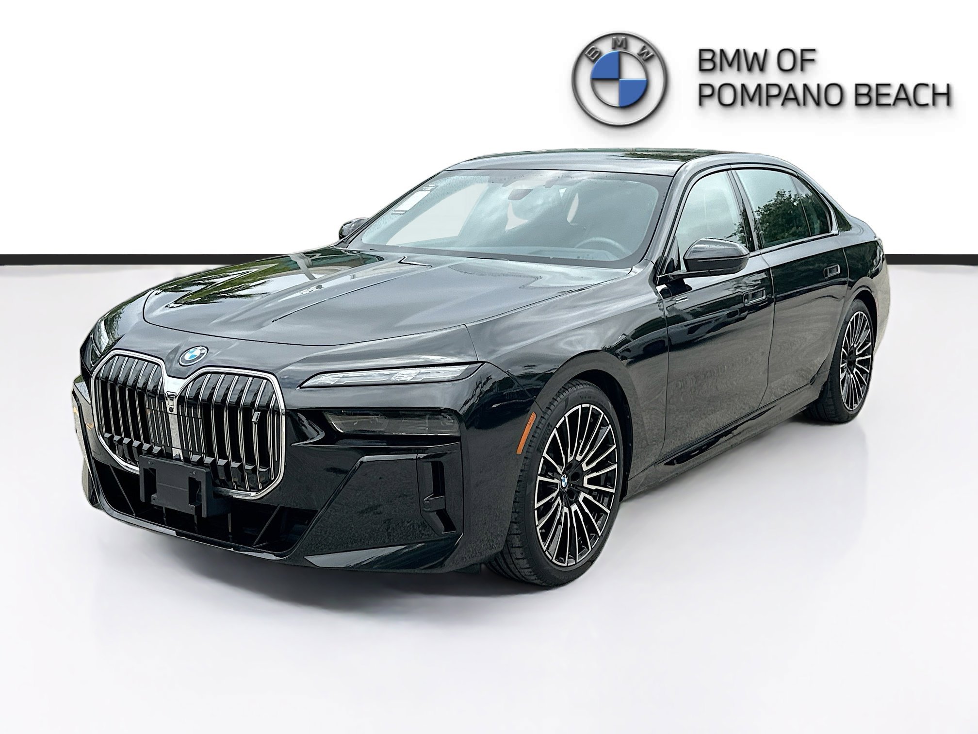 Certified Used 2024 Black Sapphire Metallic BMW xDrive60 image 3