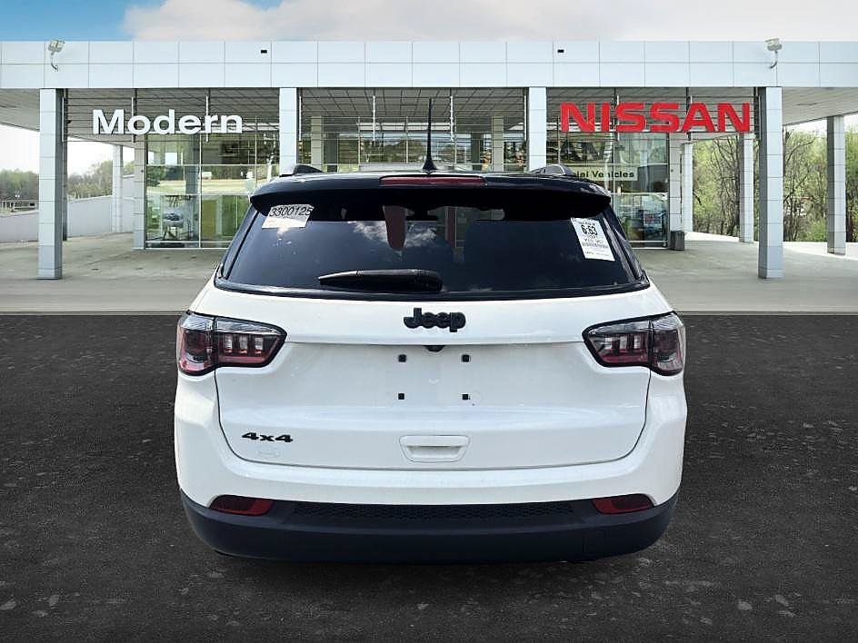 Used 2021 White Clearcoat Jeep Altitude image 4