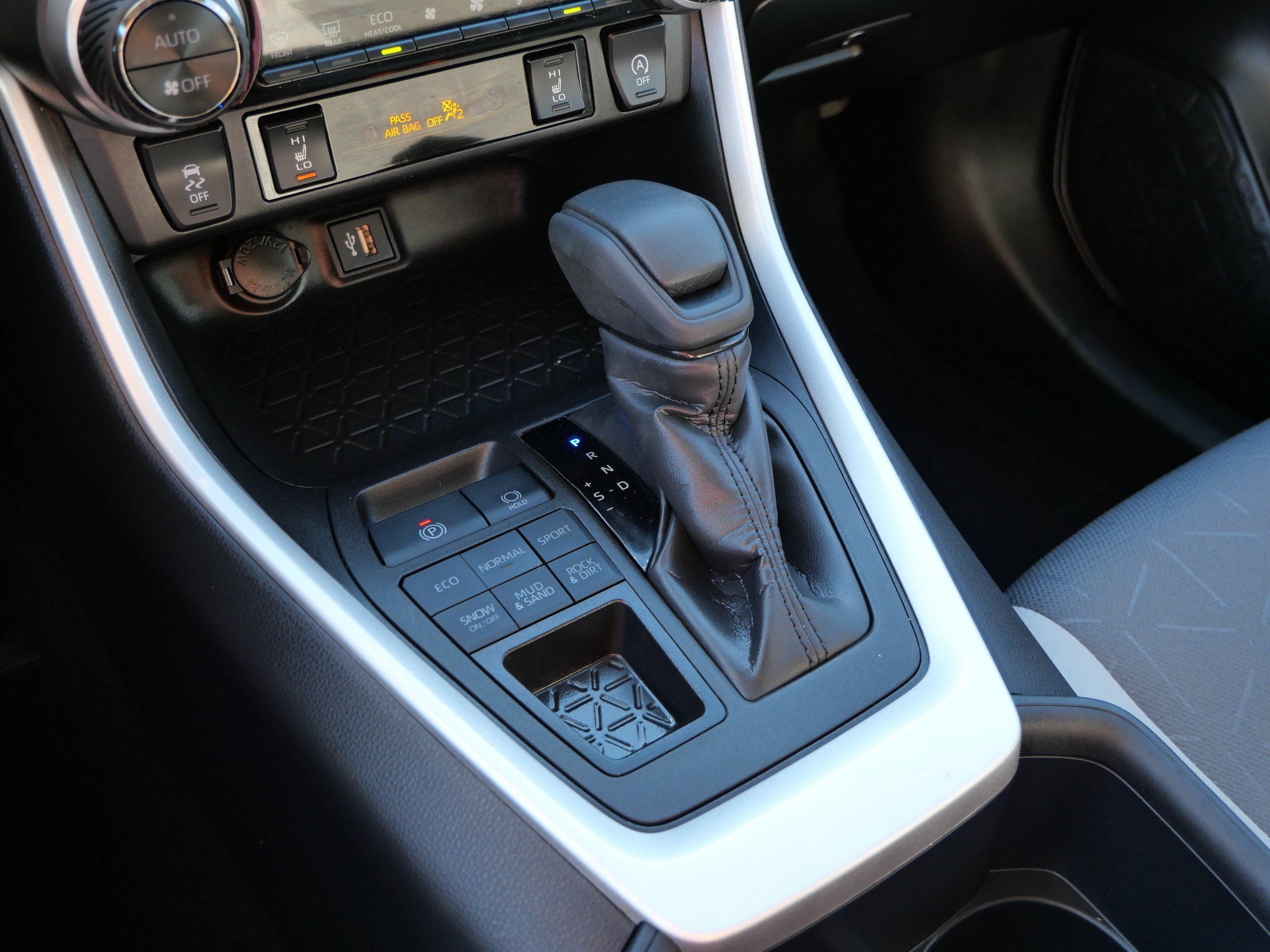 Used 2023 Magnetic Gray Metallic Toyota XLE image 24