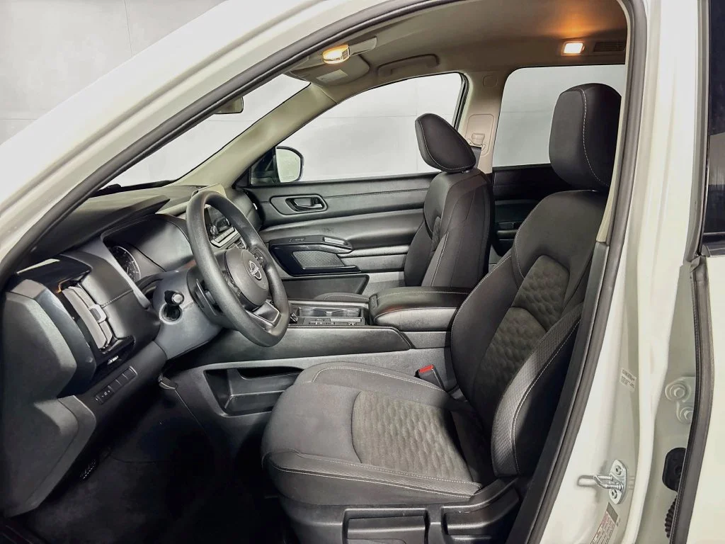 Used 2024 White Nissan S image 11