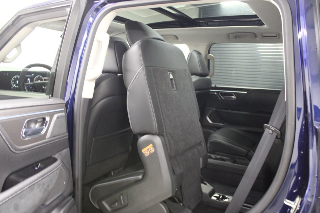 Used 2025 Blue INFINITI LUXE image 43