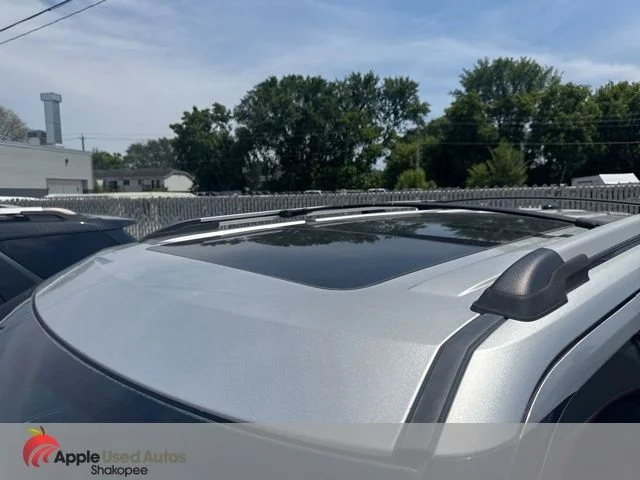 Used 2011 Silver Ford XLT image 3