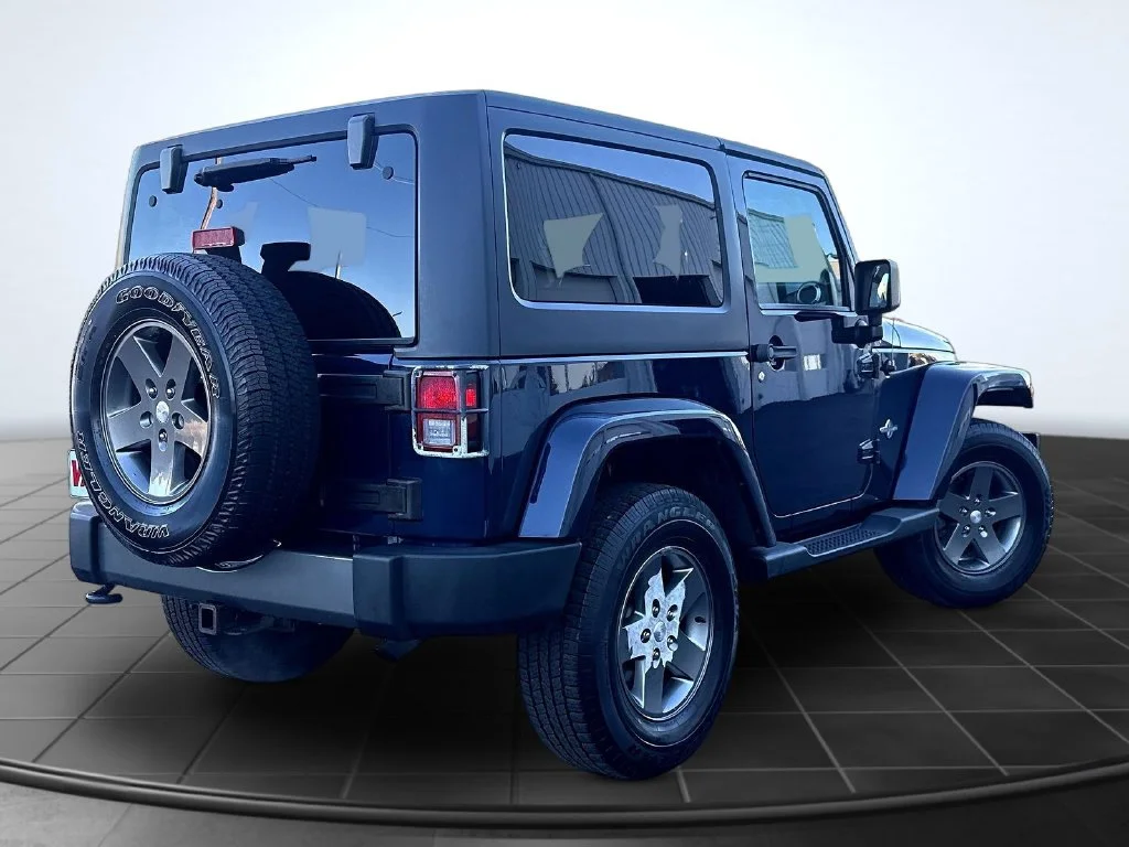 Used 2013 True Blue Pearlcoat Jeep Sport image 11