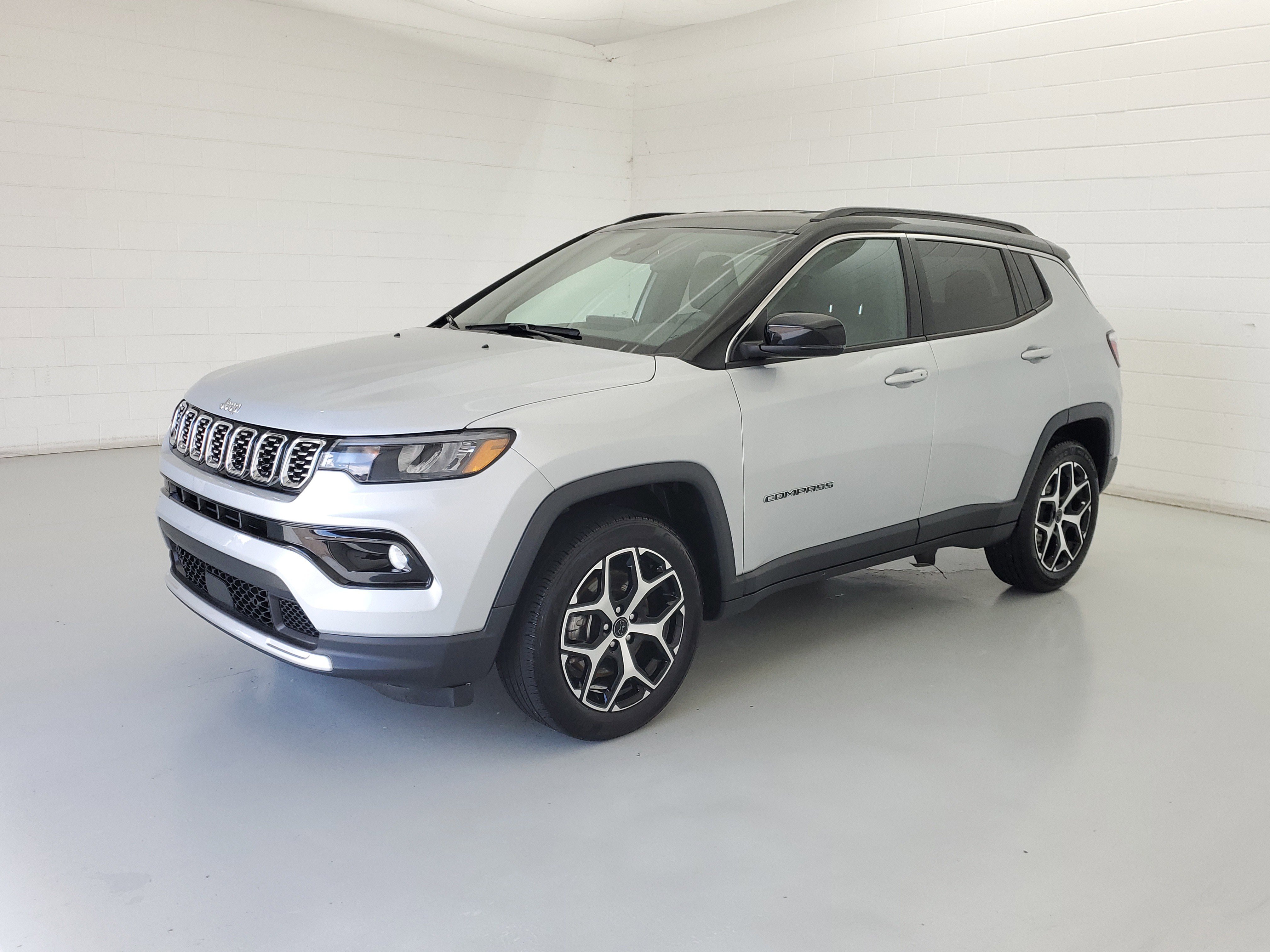 2025 Jeep Compass Limited 4X4's photo