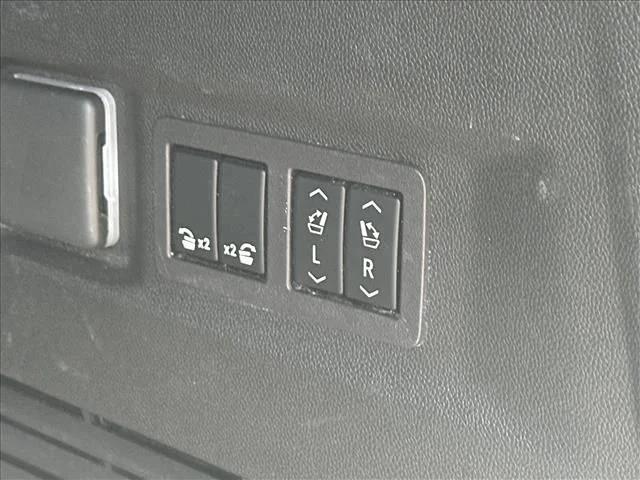 Used 2023 Blue GMC AT4 image 12