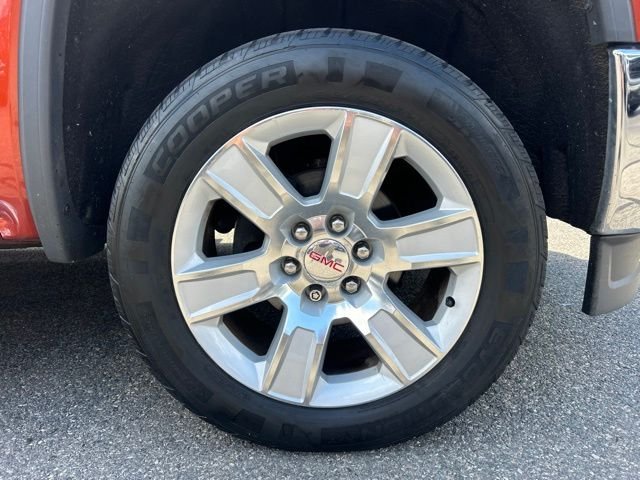 Used 2015 Red GMC SLT image 15
