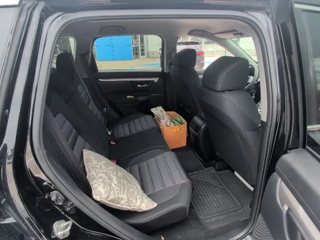 Certified Used 2018 Crystal Black Pearl Honda LX image 5
