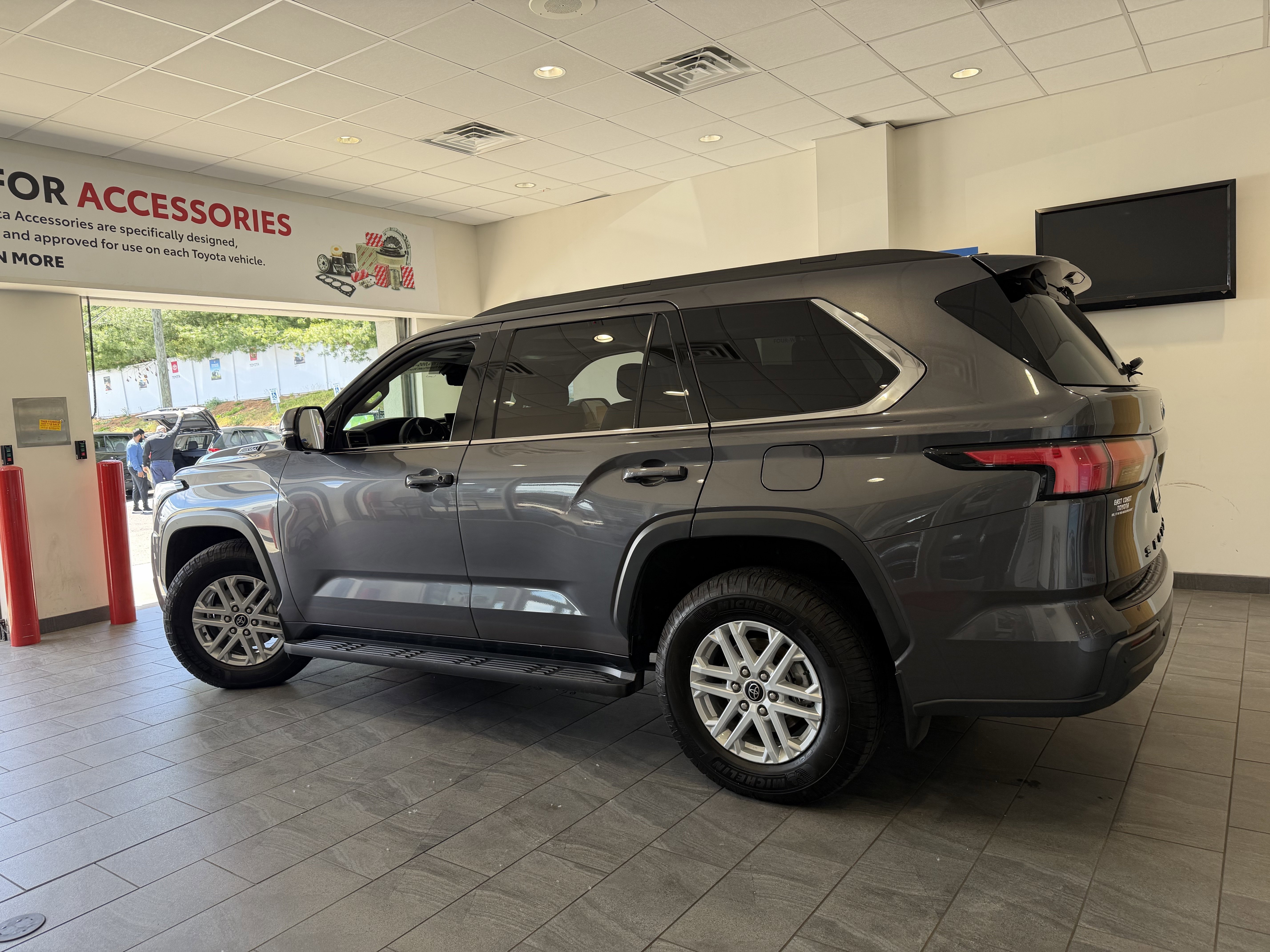 Certified Used 2023 Gray Toyota SR5 image 4