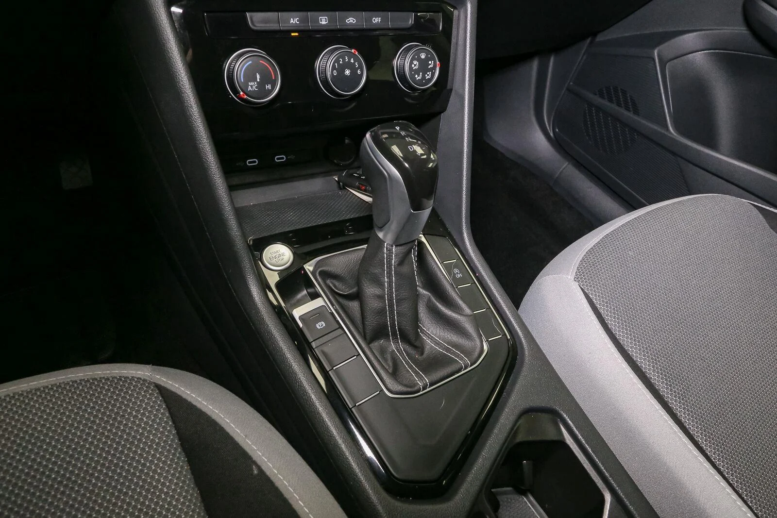 Certified Used 2024 Pyrite Silver Metallic Volkswagen S image 30