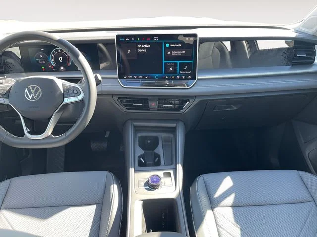 New 2026 Silver Volkswagen 2.0T SE image 10