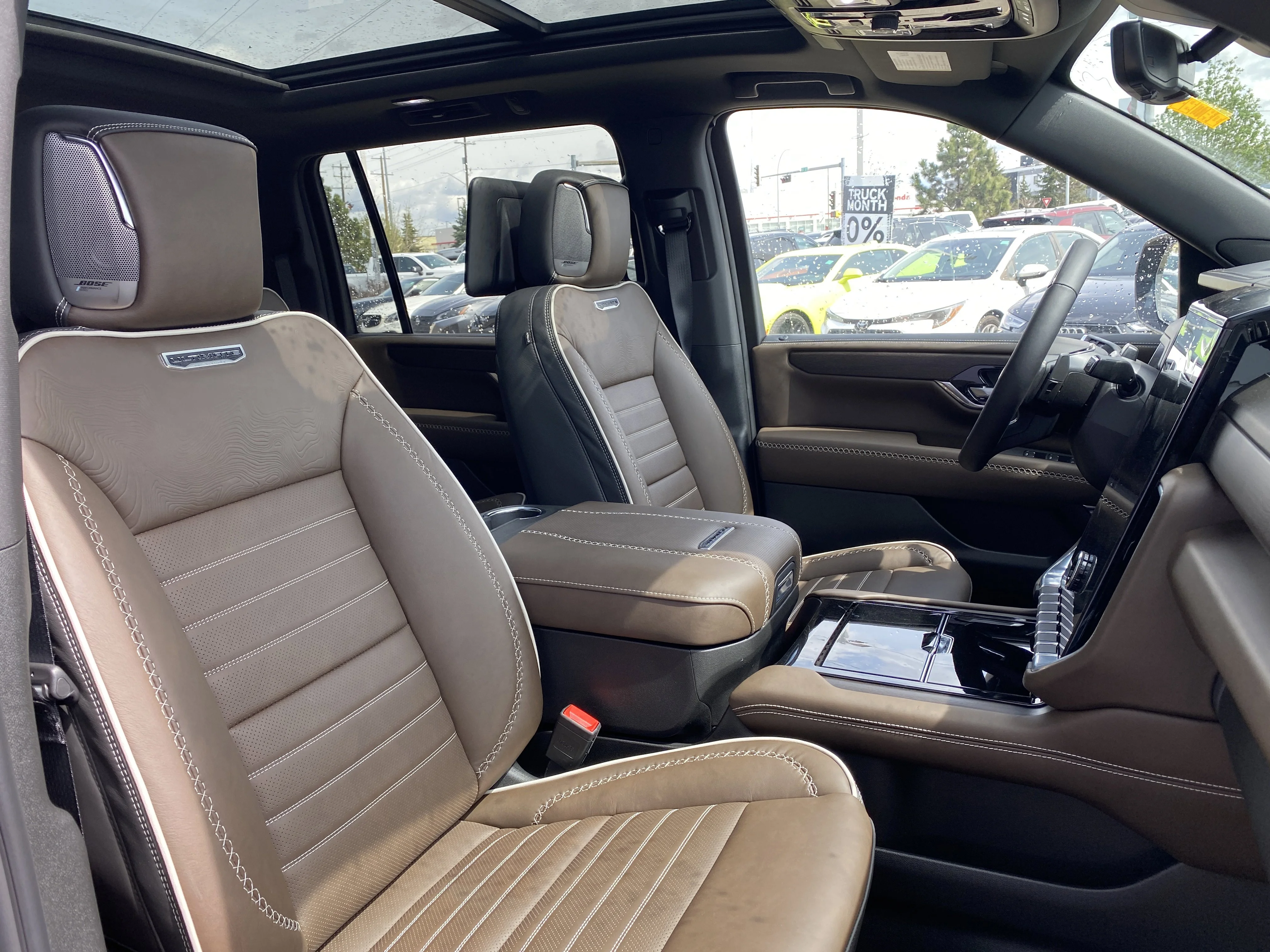 New 2026 ONYX BLACK GMC Denali Ultimate image 32
