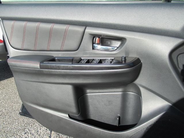 Used 2020 Black Subaru Premium image 18