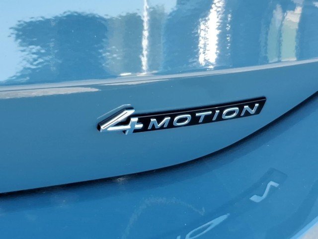 New 2026 Monterey Blue Pearl Volkswagen SE 4Motion image 7