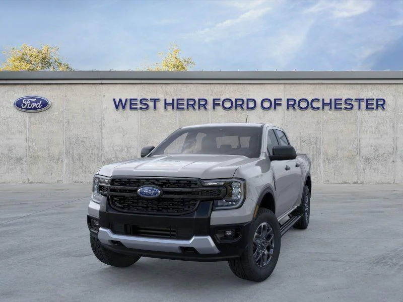 New 2026 Avalanche Ford XLT image 3