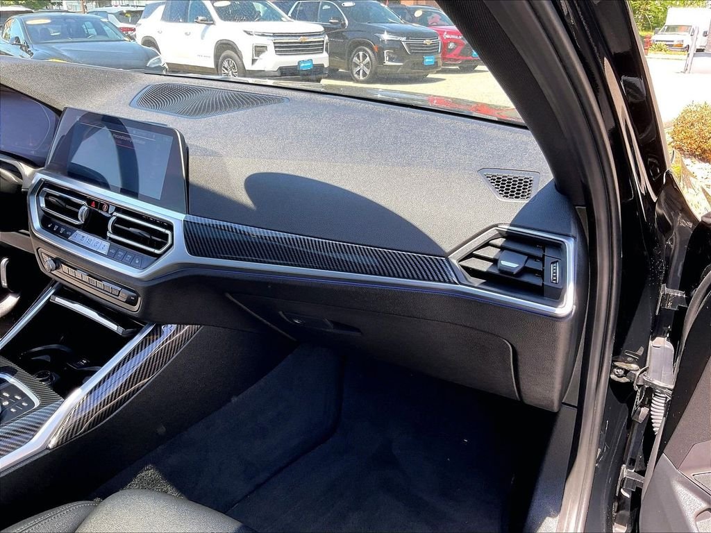 Used 2021 Black BMW 330i image 13