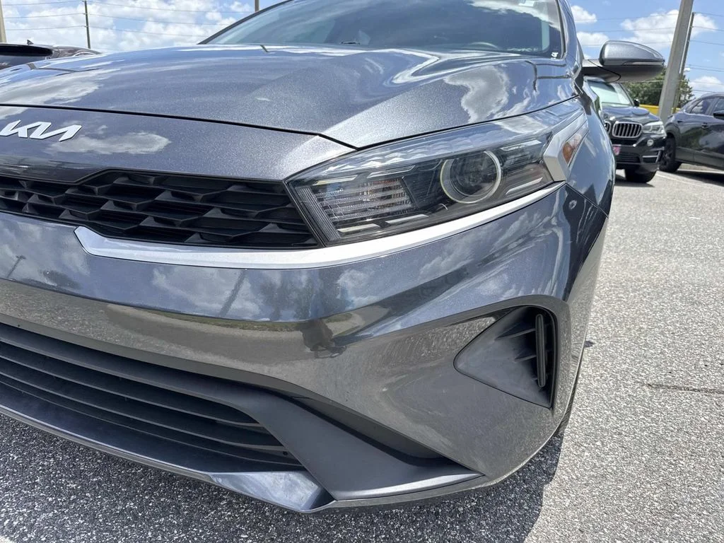 Used 2022 Gray Kia LXS image 10