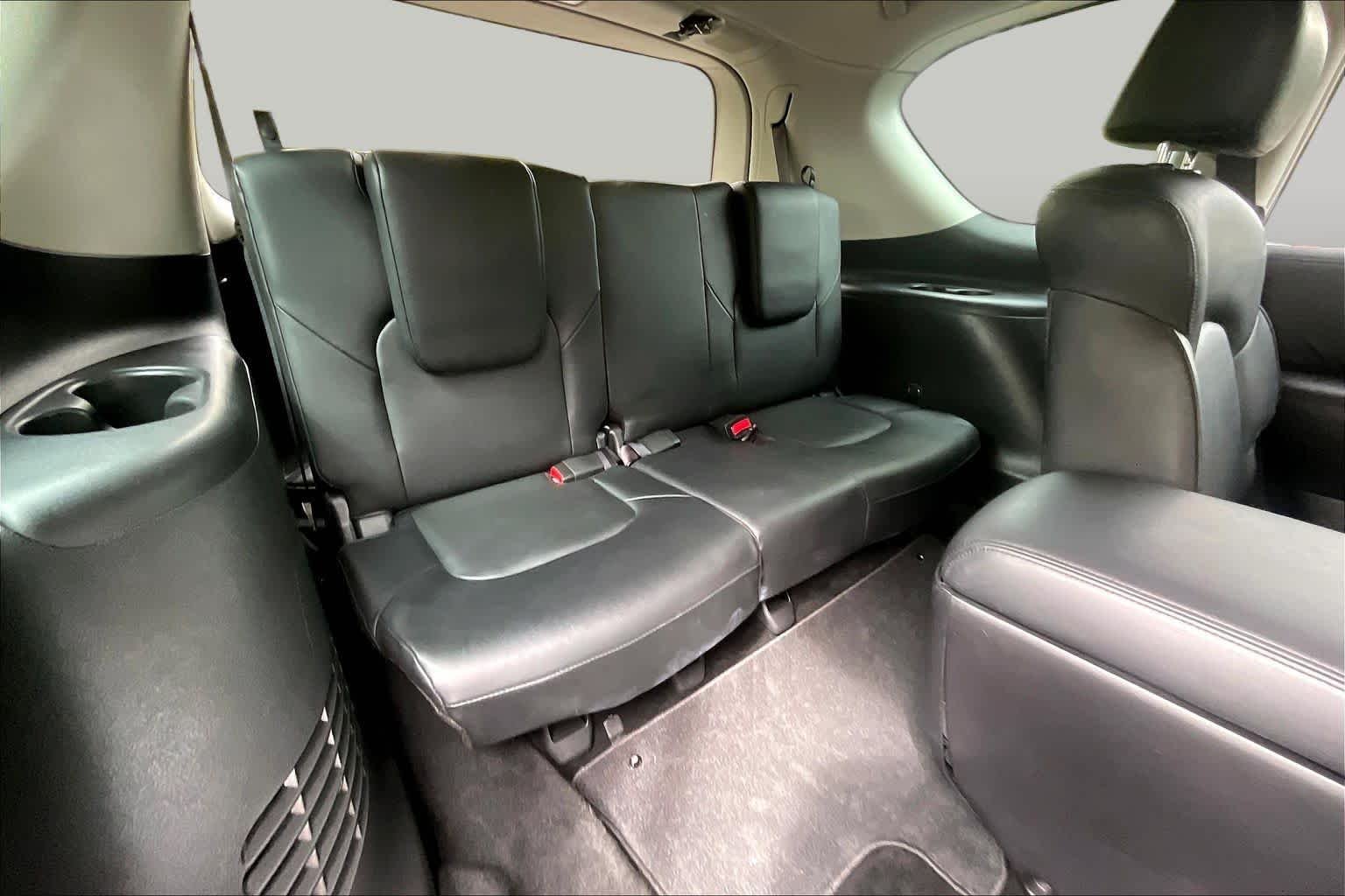 Used 2023 Super Black Nissan SL image 39