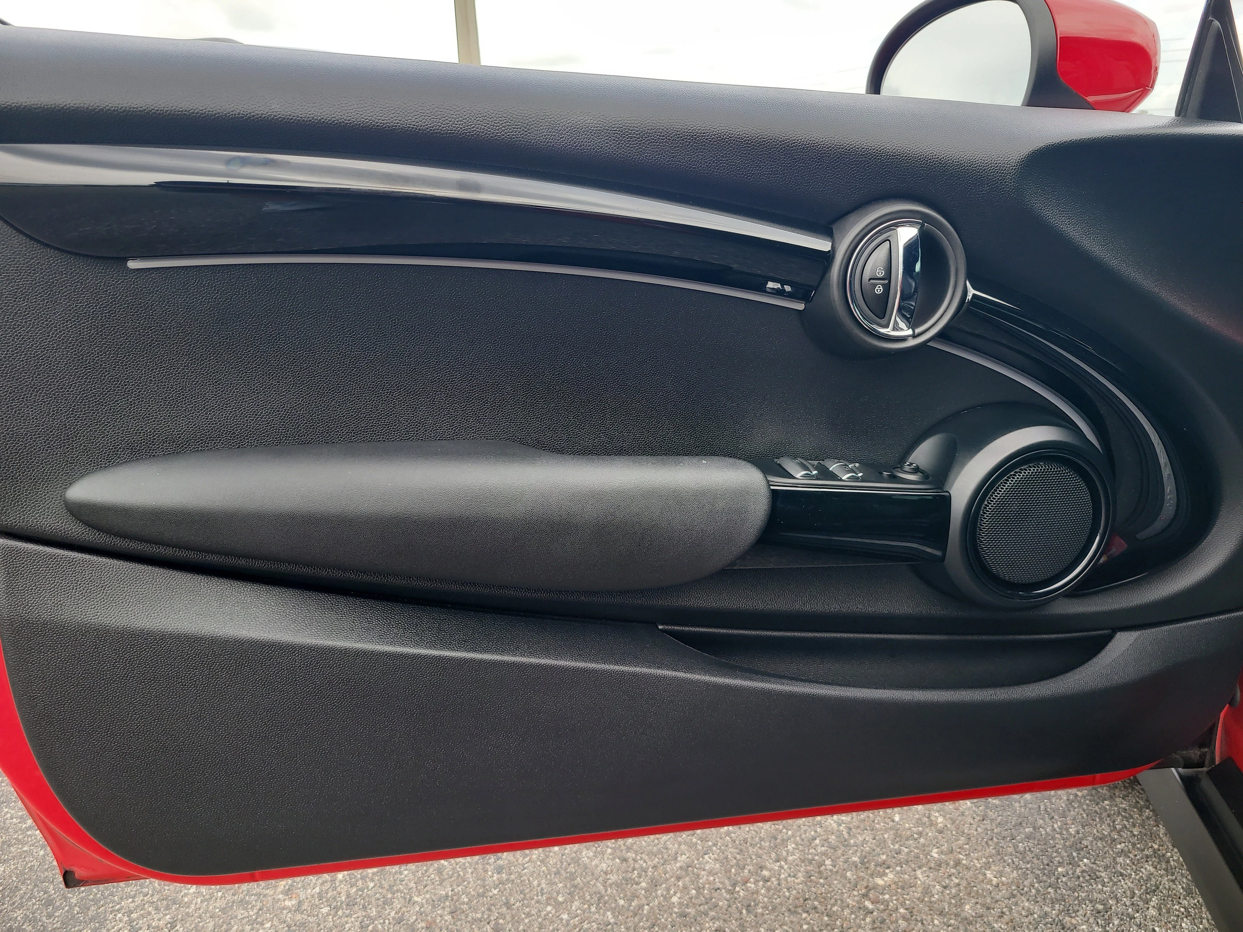Used 2022 Chili Red MINI Cooper S image 11