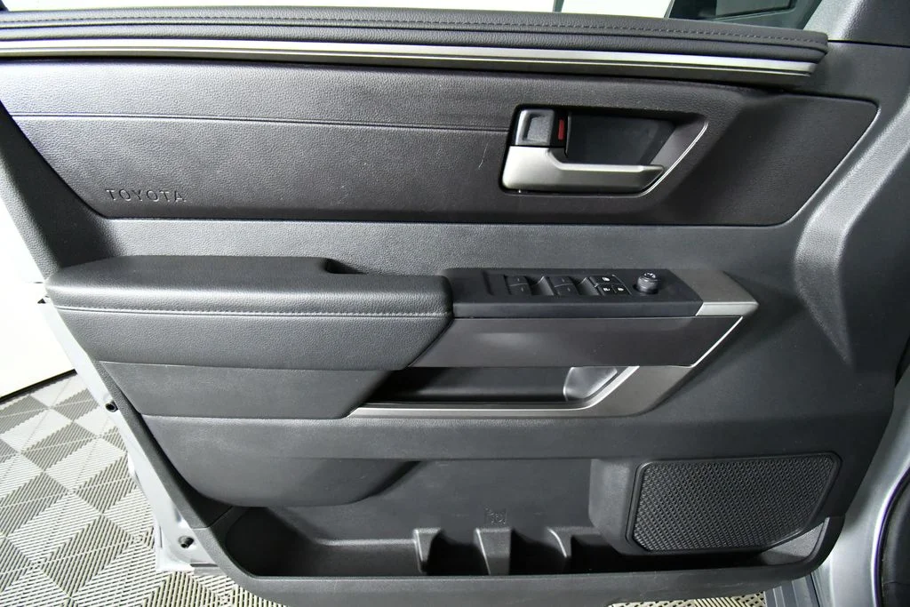 Used 2025 Silver Toyota SR5 image 21