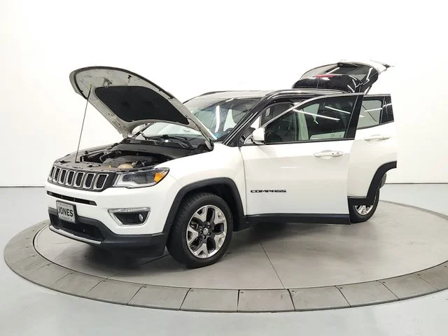 Used 2018 White Jeep Limited image 12