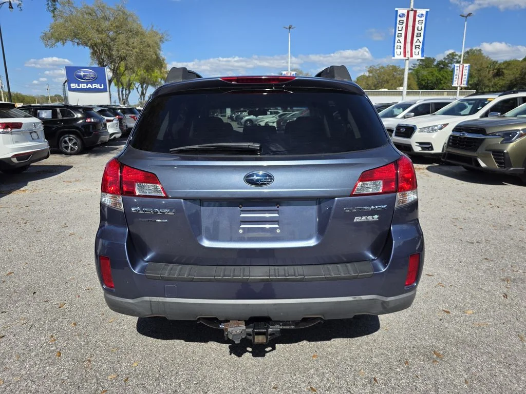 2013 Subaru Outback Premium - Photo 4