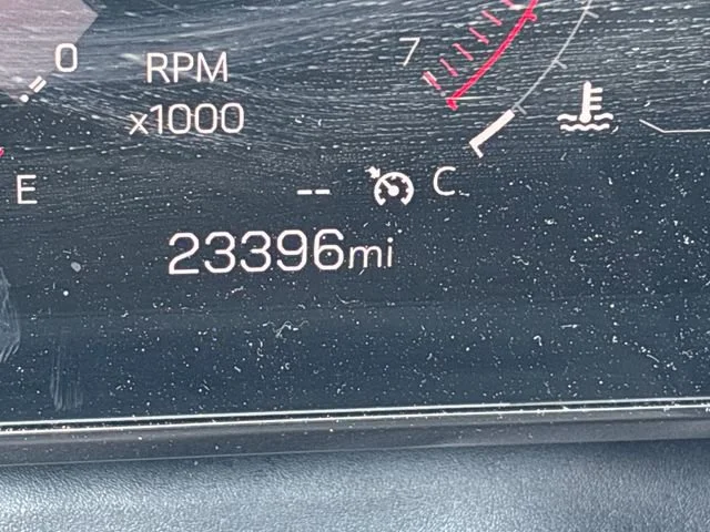 Used 2026 Summit White GMC Elevation image 18
