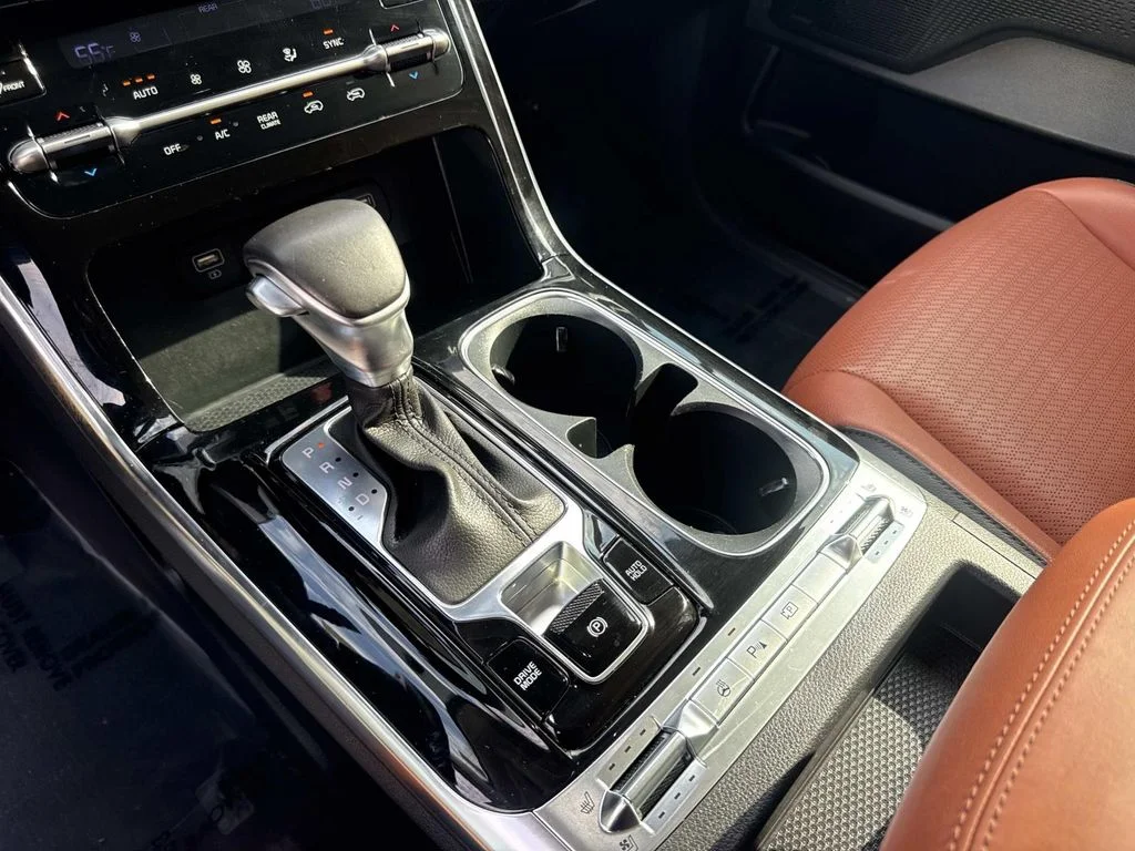 Used 2024 Black Kia SX Prestige image 21